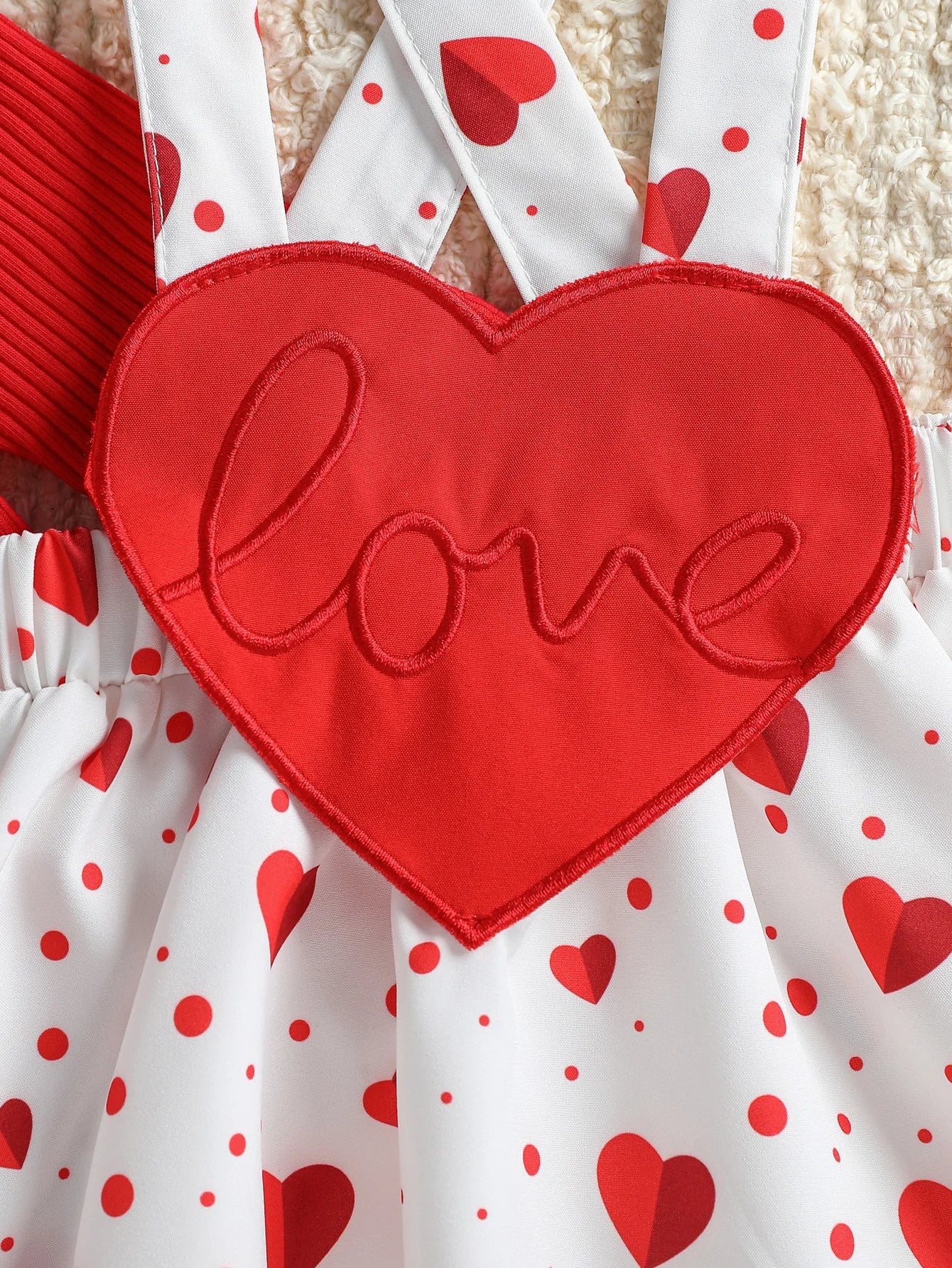 Primavera/outono bebê meninas 3 pçs conjuntos de saia cor sólida manga longa macacão coração impressão suspender saia conjuntos para 3m-18m + bandana