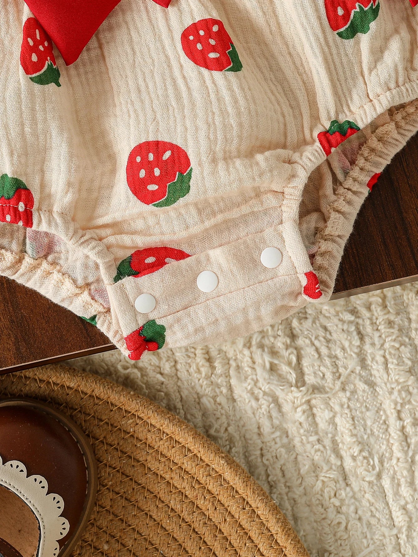 2 pçs 0-18m adorável bebê meninas algodão macio outono macacão roupa morango impressão gola boneca manga longa macacão com arco + bandana