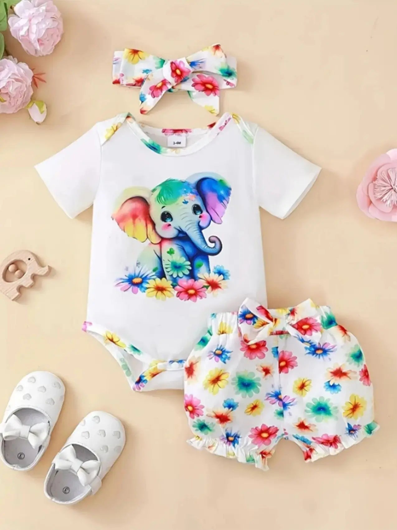 Conjunto de Roupas Bebê: Body Elefante + Shorts Florais + Faixa