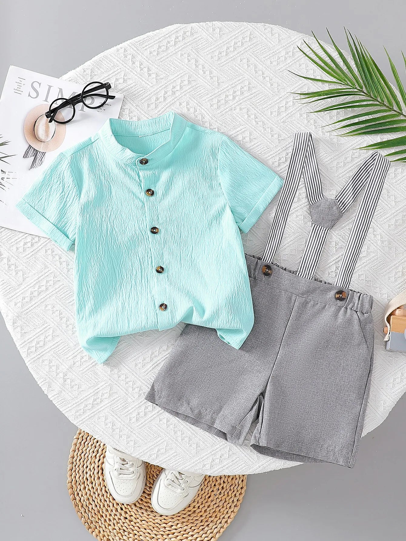 2025 Novo verão cor sólida top de manga curta com macacão de cor sólida conjunto de duas peças