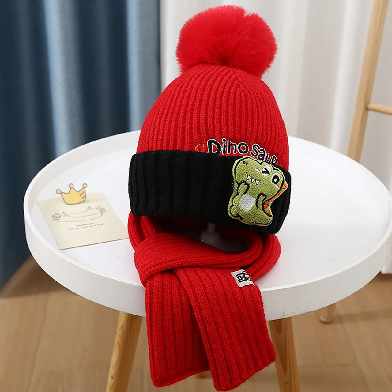 Gorro Infantil Dinossauro com Cachecol - Inverno Quente